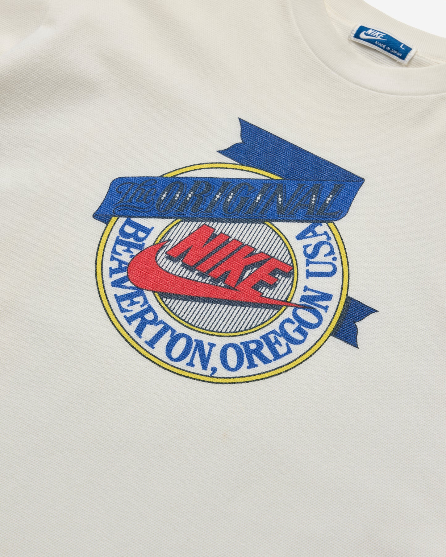 Vintage Waffle Knit Graphic T-Shirt - Large