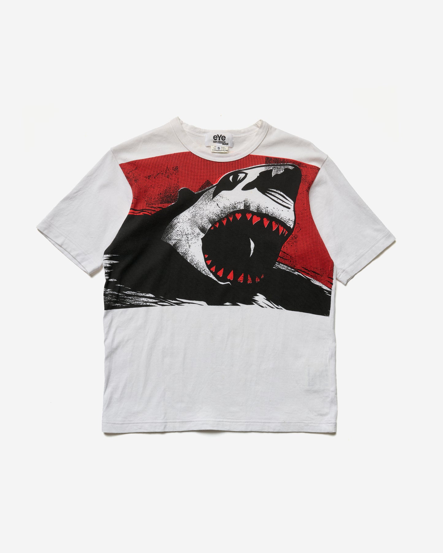 APART Gallery Shark Graphic T-Shirt